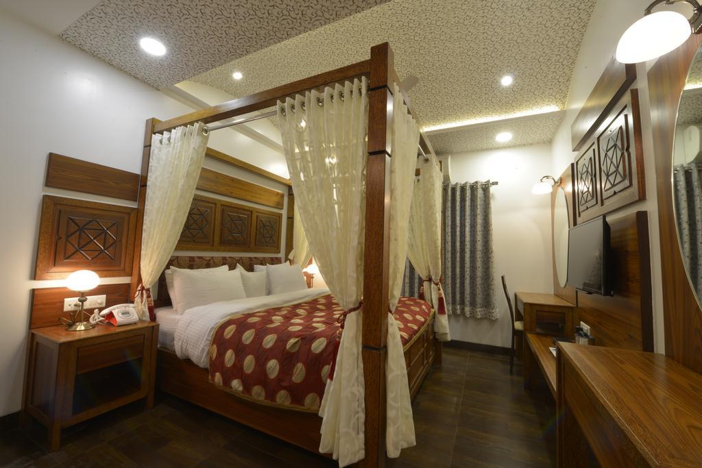 Hotel Jp International Aurangabad  Exteriör bild