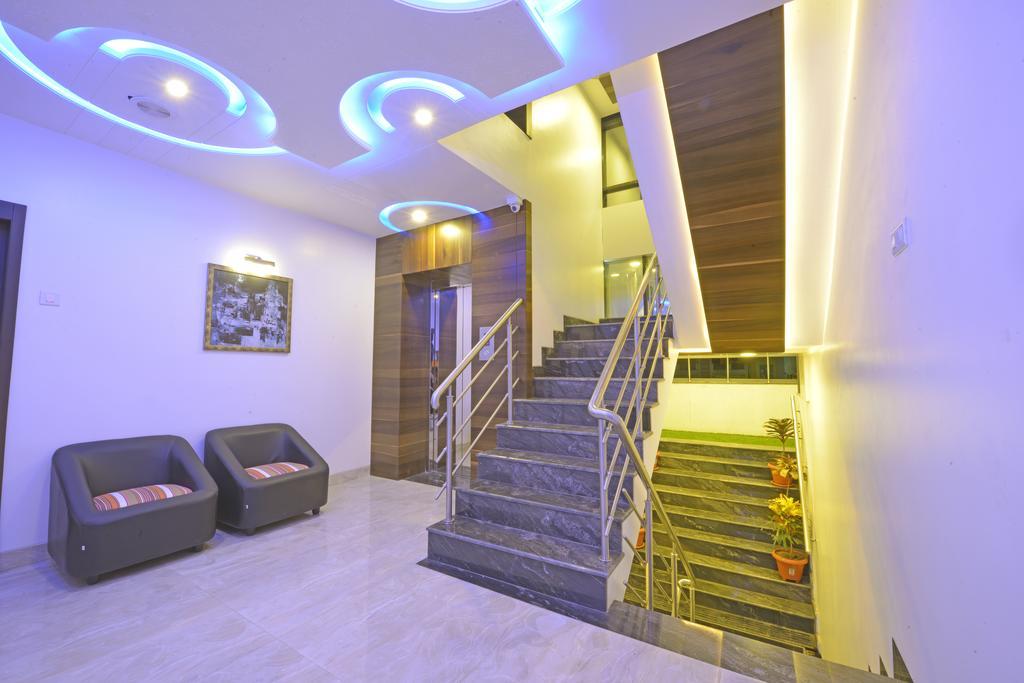 Hotel Jp International Aurangabad  Exteriör bild