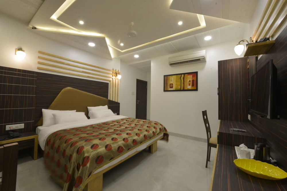 Hotel Jp International Aurangabad  Exteriör bild