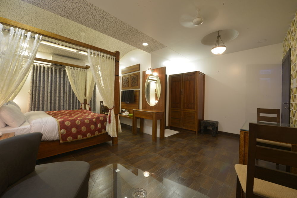 Hotel Jp International Aurangabad  Exteriör bild