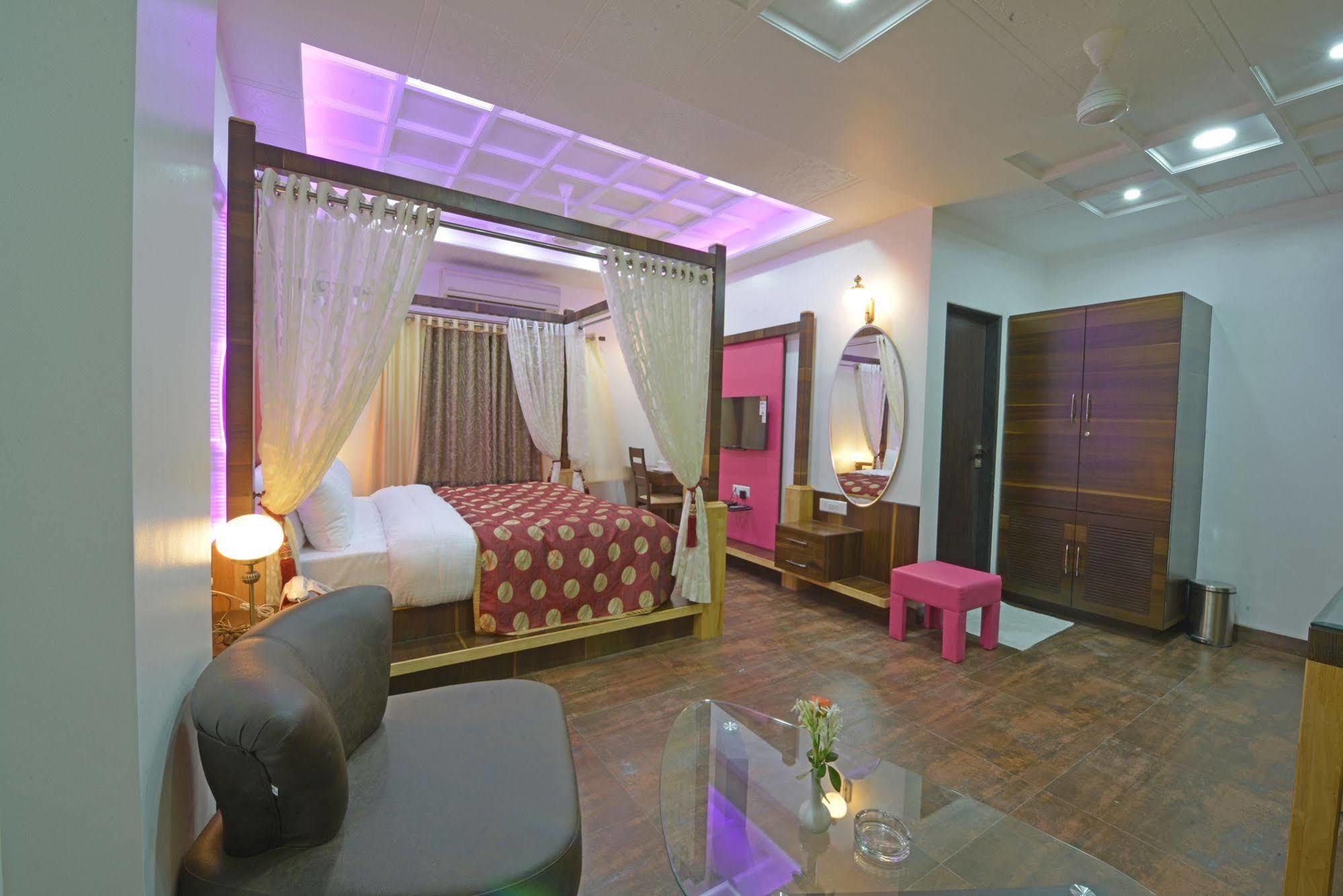 Hotel Jp International Aurangabad  Exteriör bild