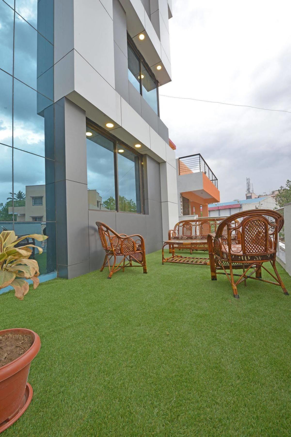 Hotel Jp International Aurangabad  Exteriör bild